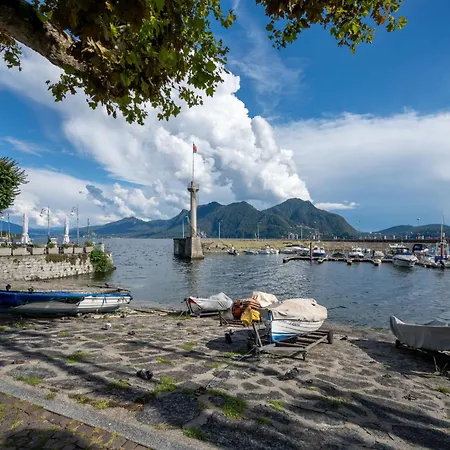 Camelia By Interhome * Палланца